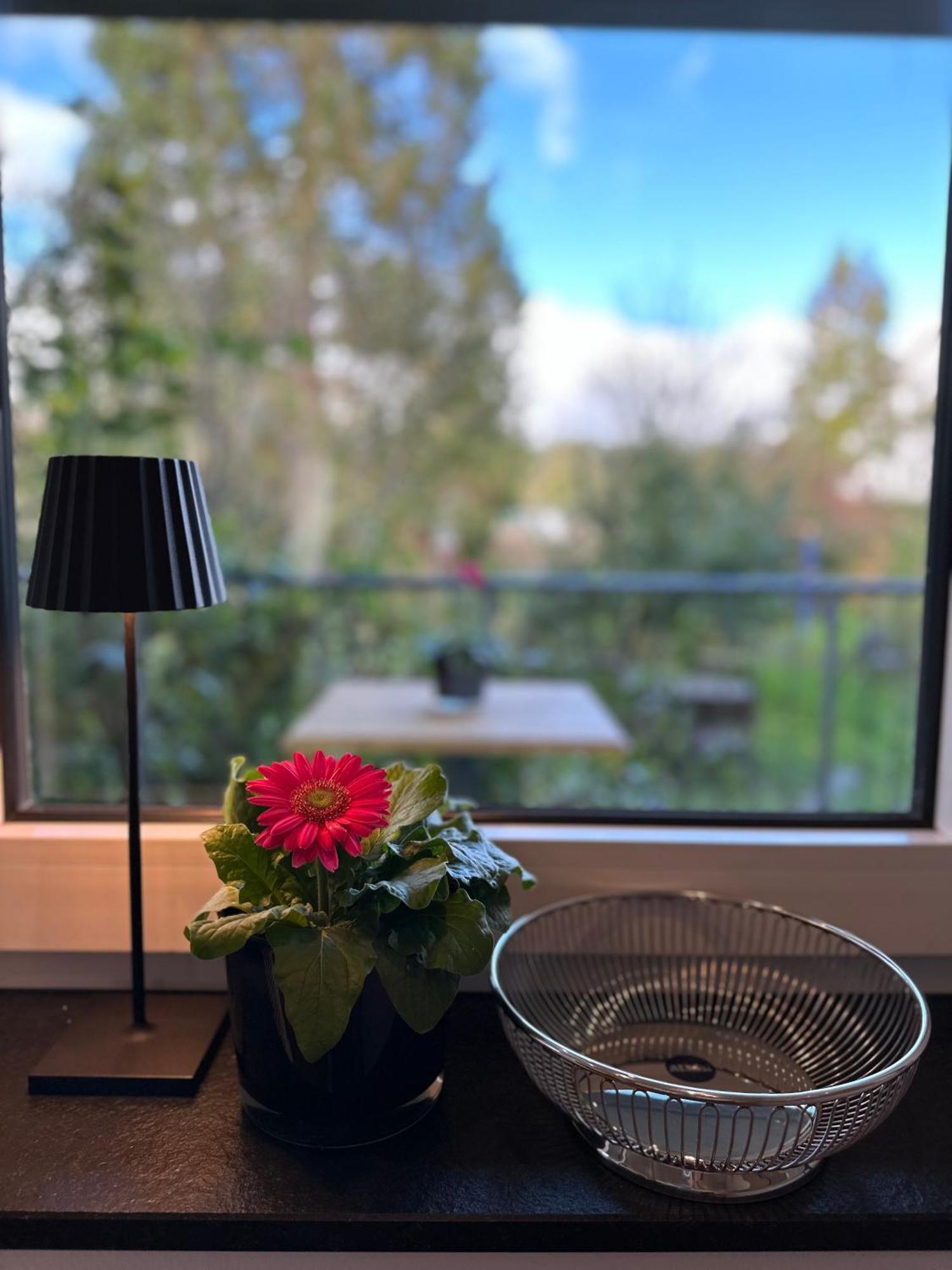 Apartment In Bad Wilhelmshoehe Mit Grossem Balkon Im Gruenen Und Kostenfreien Parkplaetzen Kassel Kültér fotó